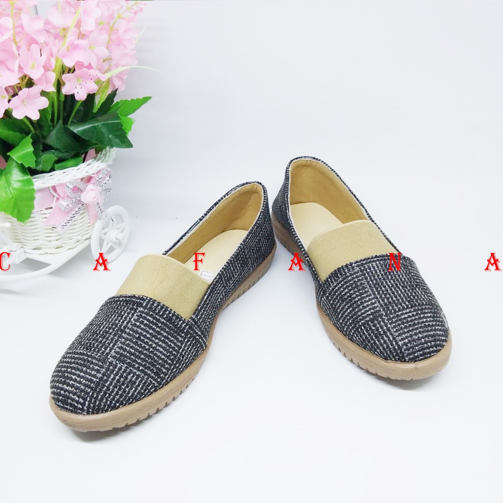 Sepatu Wanita Flat Shoes Aqila SDB106