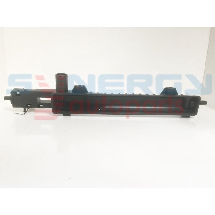 Upper Tank Radiator Chevrolet Captiva 2011 (10000058)