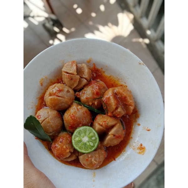 

TERENAK PENTOL BUTO PENTOL DOWER PENTOL BASO SAPI PENTOL ENAK MURAH