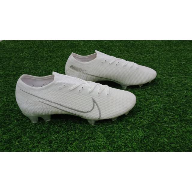 Sepatu Bola Nike Mercurial