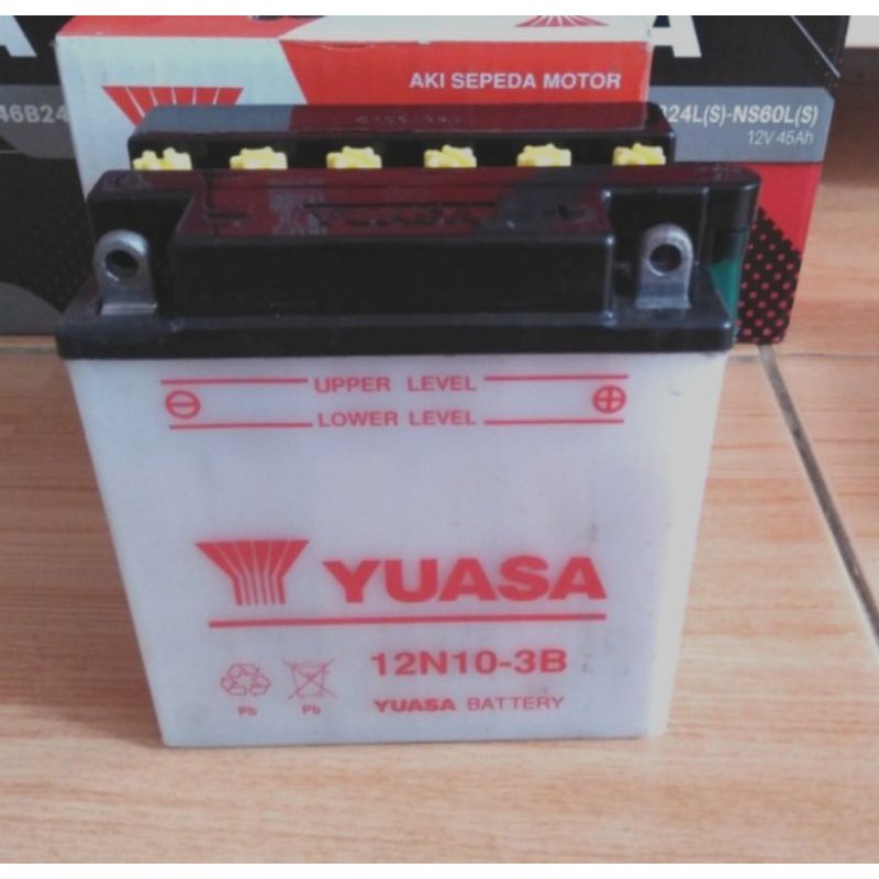 AKI ACCU MOTOR VESPA YUASA 12N10 3B BASAH 10Ah