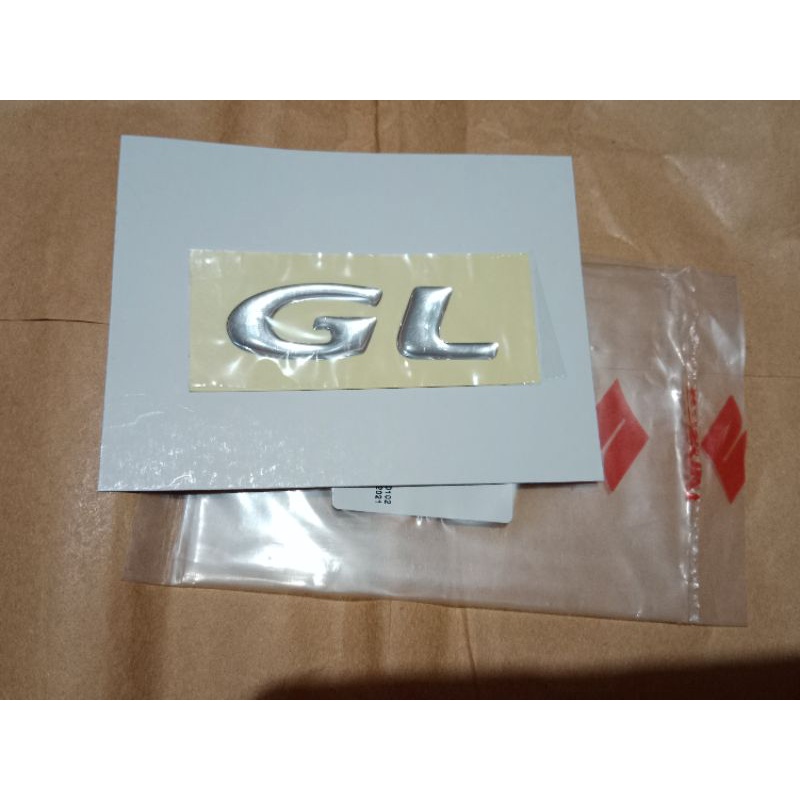 emblem bagasi GL swift, splash ori