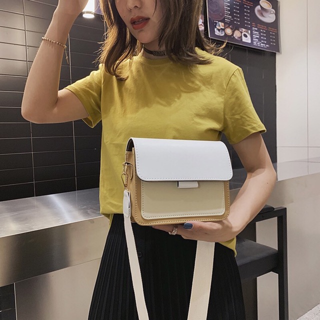 Tas postman warna pasta