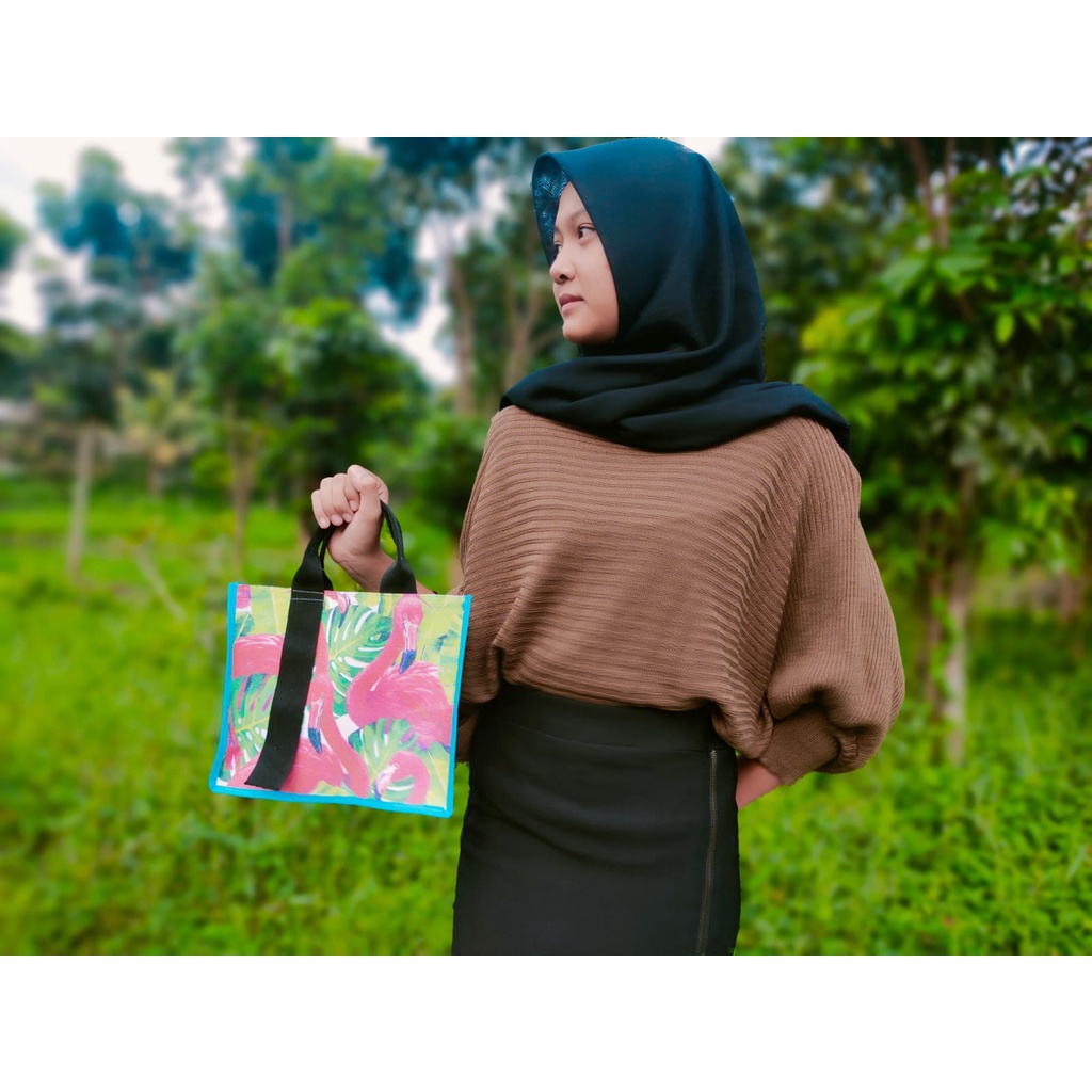 totebag tas tangan print motif flaminggo wanita hijab kata motivasi model tali kekinian