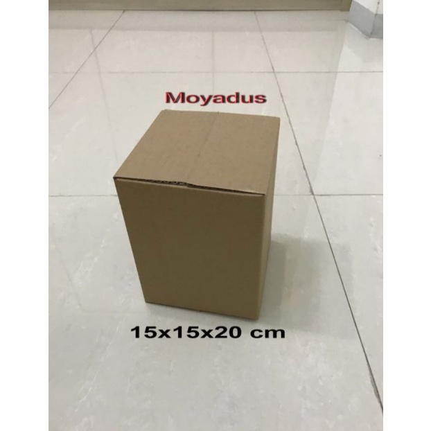 

kardus/karton/packing box uk. 15x15x20 cm singelwall polos