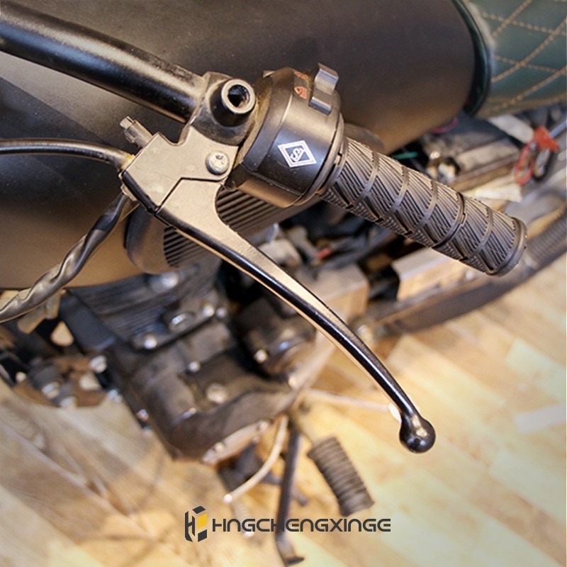 Handgrip Wajik Kaze Kawasaki Import Model Ariete Hitam Coklat Klasik Caferacer Japstyle Vespa W175 diamond custom GRIP