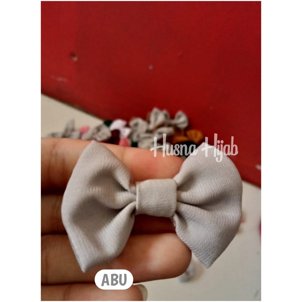 [HUSNA HIJAB] SOUVENIR Bros Pita Kecil Ecer Bahan Wolfis / Bros Pita-Abu