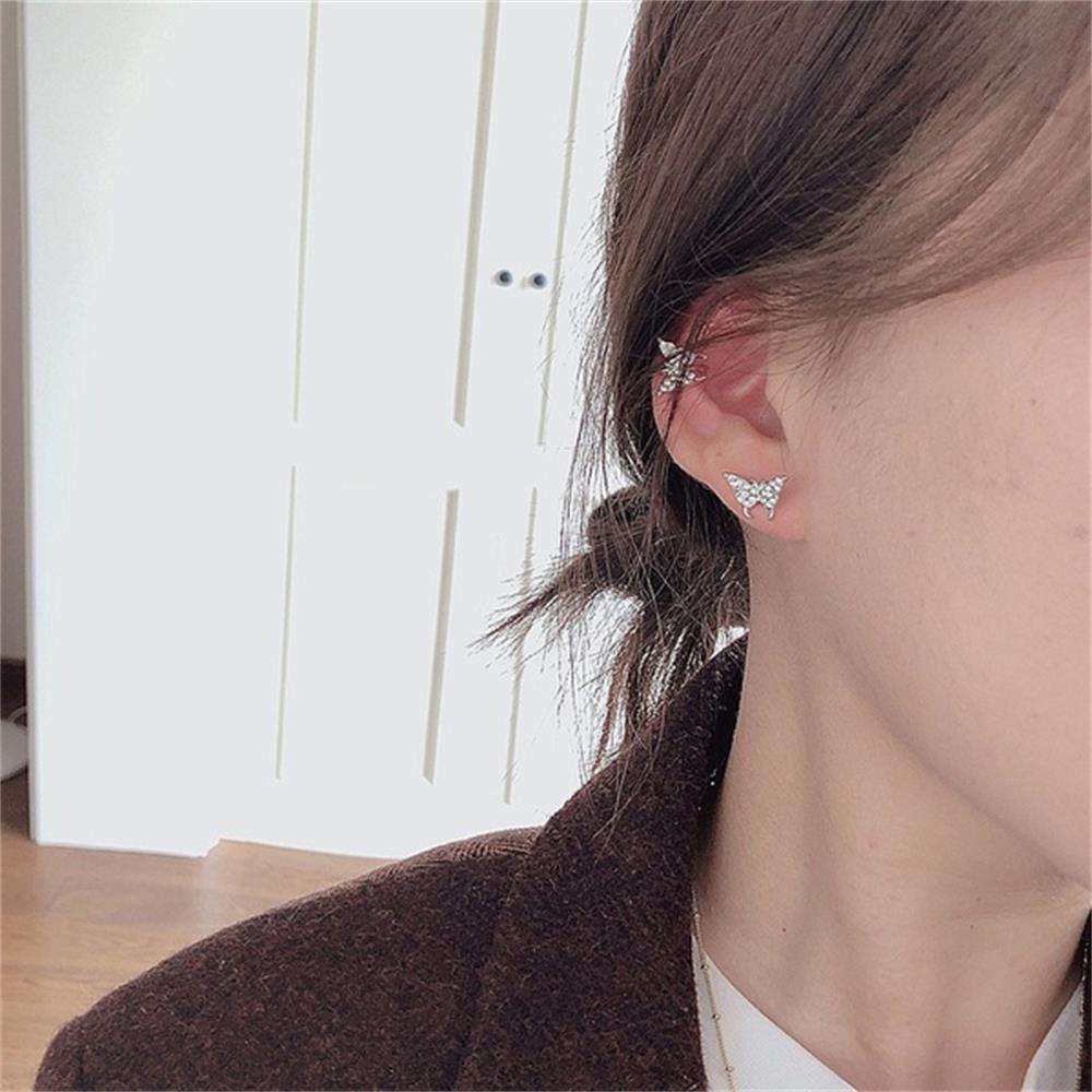 Anting Kupu-Kupu Nanas Mode Tanpa Tindik Berlian Imitasi Telinga Manset