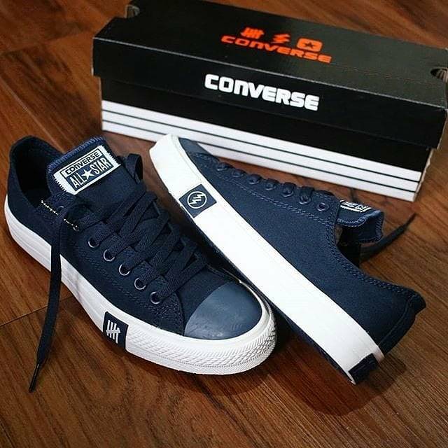 SEPATU PRIA CONVERSE ALL STAR LOW CHUCK TAYLOR UNDEFEATED X CLASSIC