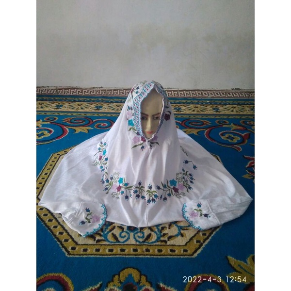 MUKENA SEMI SUTRA TERUSAN