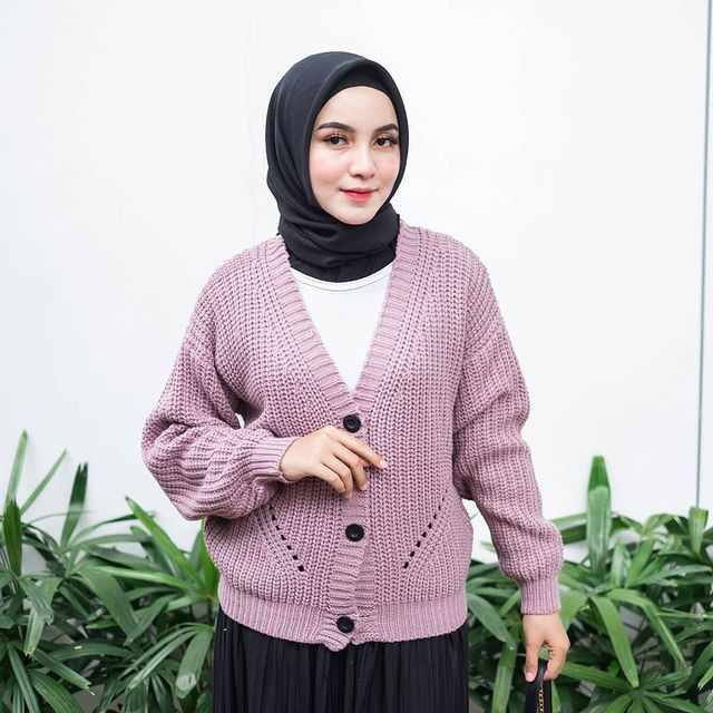 Cardigan Rajut Wanita Tebal