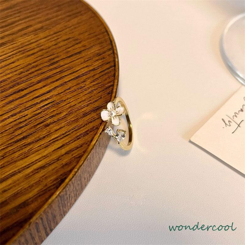 Cincin Bunga Sederhana Lembut Manis Kecantikan Temperamen Cincin Pembuka Glossy-Won