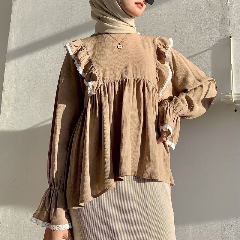 Prilly Blouse by Leviora