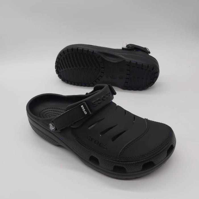 SEPATU SANDAL PRIA / SANDAL CROCS / CROCS YUKON SUEDE MAN - HITAM