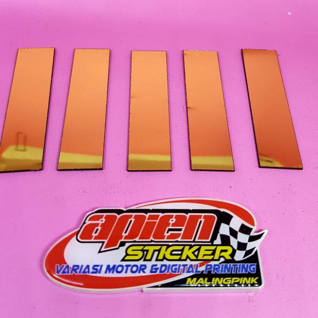 

Acrylic Bahan Name tag / Papan Nama Dada Gold N Silver uk. 8 x 2