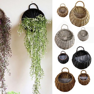 Pot Bunga Tanaman Handmade dengan Model Gantung dan Pot Bunga Tanaman Handmade dengan Model Gantung dan