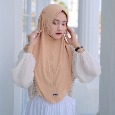 Bergo Tali Shafa Hijab Warna Brick Instant Premium by Shanie