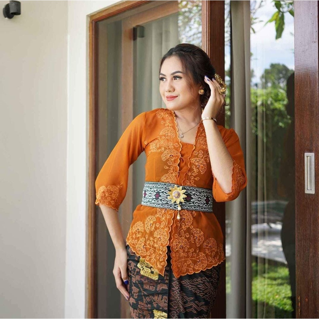 KAIN KEBAYA//HANYA KAIN KEBAYA//KAIN KEBAYA SEMI BORDIR KIPAS