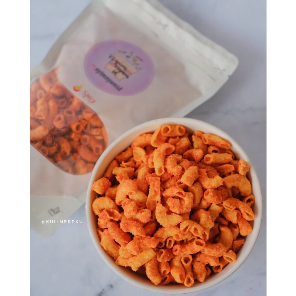 

NyimNyamId Makaroni Goreng / Cemilan