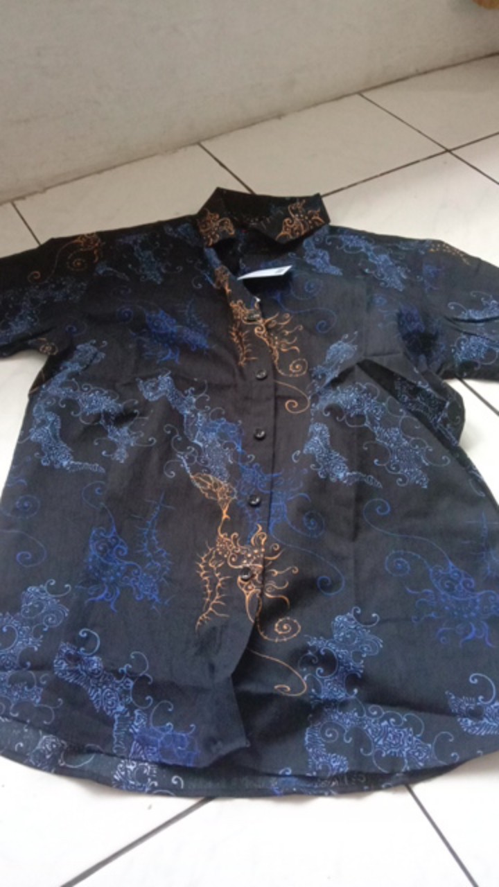 Kemeja Batik Pria Slimfit Modern Cbs