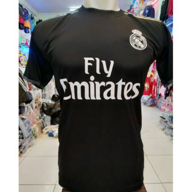 Jersey real madrid hitam ukuran tanggung