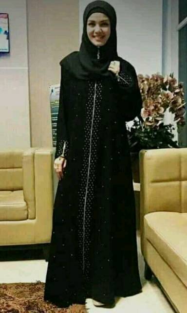 GALLERY ABAYA EXCLUSIVE ABAYA ZIPER MATA RESLETING EMAS SANGAT CANTIK, ANGGUN DAN BERTABUR MATA2