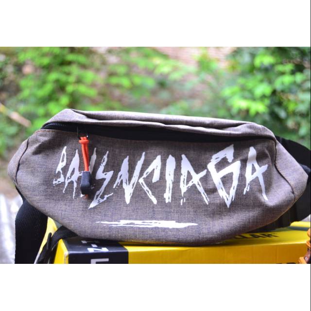 Tas balenciaga waist bag termurah