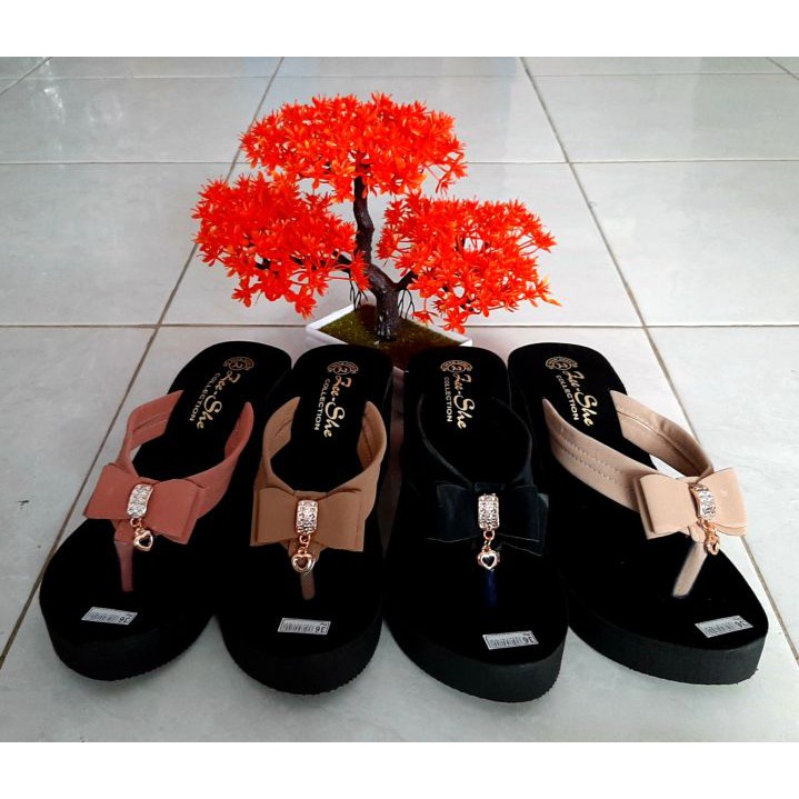 Sandal Spon Wedges ZS-02 Nabila Wanita Terbaru