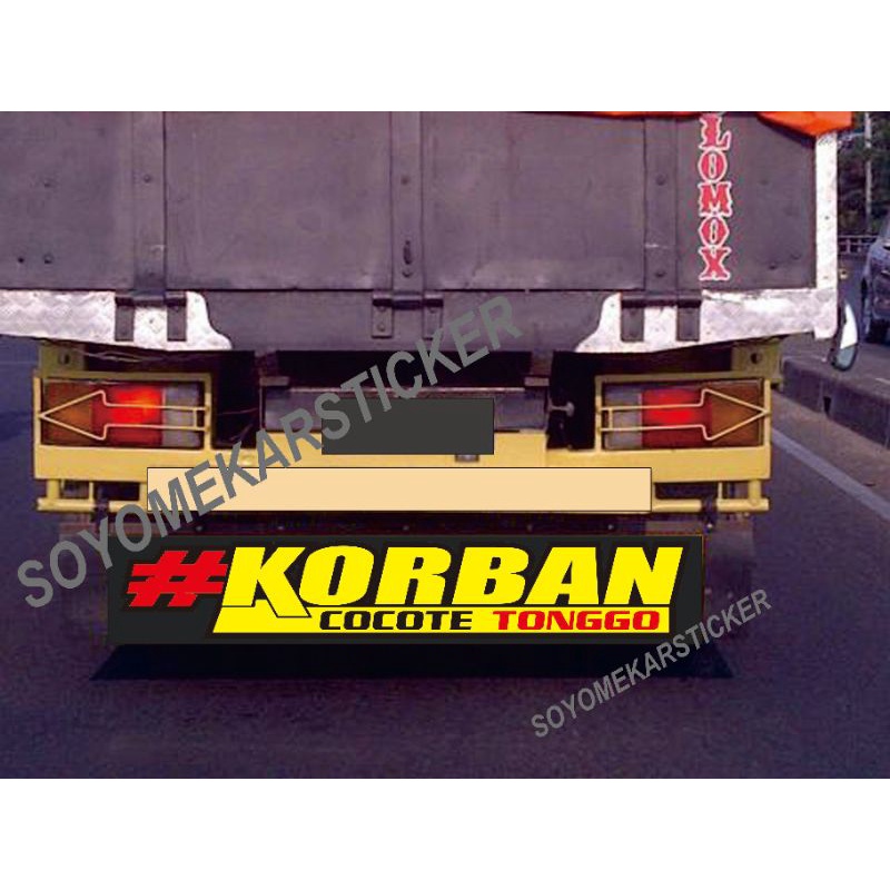 STIKER MOBIL STICKER CUTTING KORBAN COCOTE TONGGO BUAT KARPET LUMPUR TRUCK KONTINER FUSO TRUCK GANDE