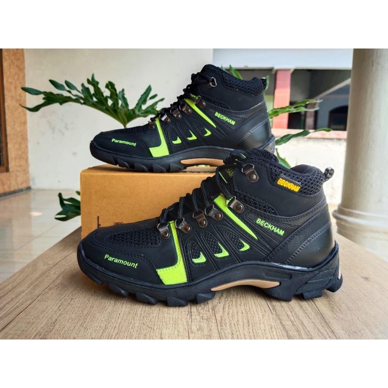 SEPATU GUNUNG HIKING BECKHAM PARAMOUNT ORIGINAL