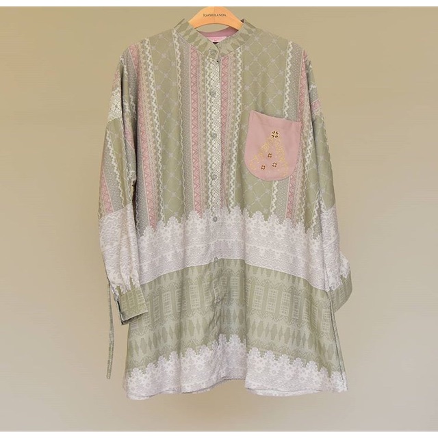 Salapah top ria miranda