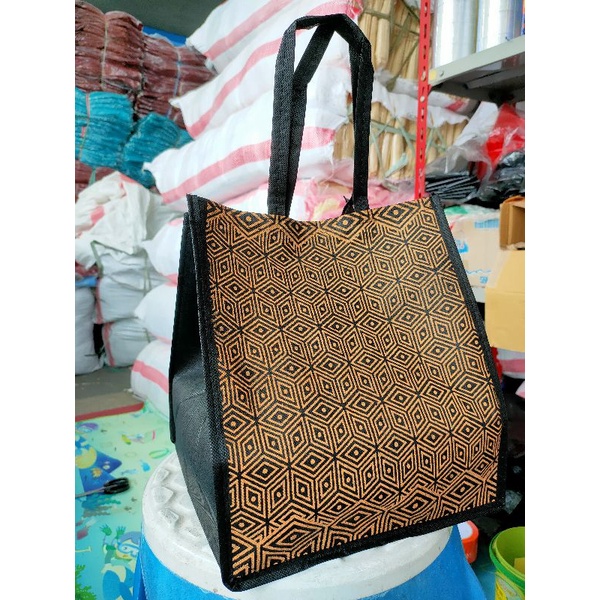 Termurah dishope Tas Kotak Batik Hitam (Harga lusin isi 12) uk.22x22cm