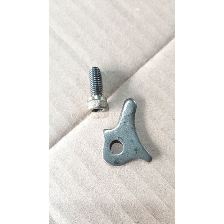 plat tahanan laker as kopling Tiger revo lawas Original