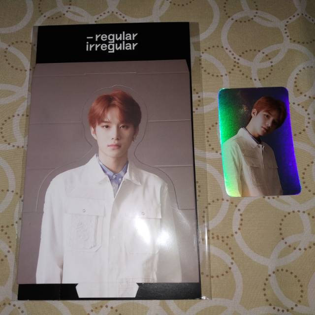 JUNGWOO STANDEE HOLO