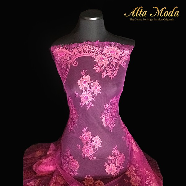 

Alta Moda Brokat Perancis Fuschia Gold