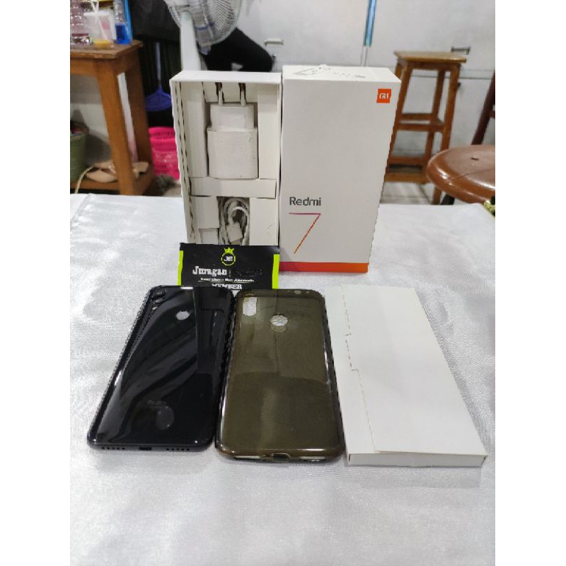 Redmi 7 Ram 3GB Internal 32GB 3/32 2/16 Hp Second Seken Bekas Fullset