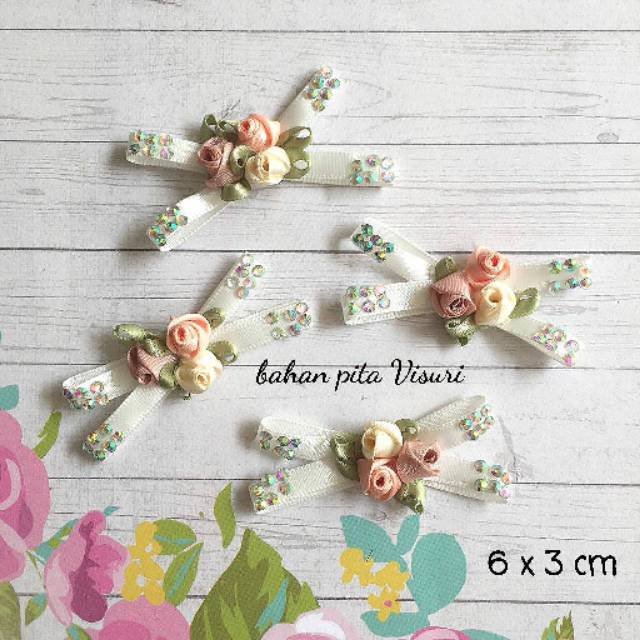 Aplikasi Bow Blink Tiga Bunga 6 x 3 cm