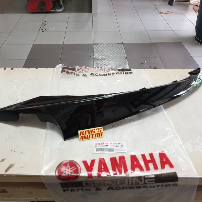 COVER UNDER, LOWER, SIRIP FINO 125 HITAM (BJ8-P2) ASLI YAMAHA