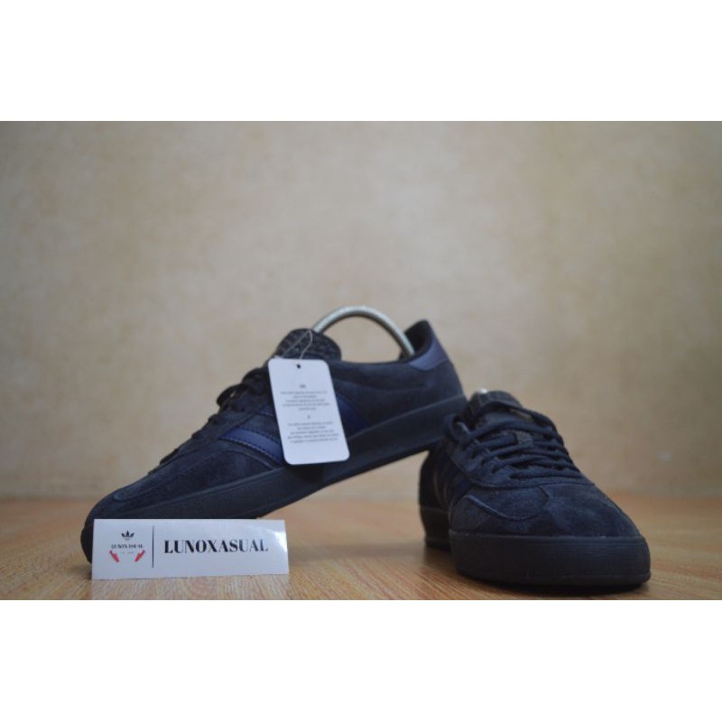 adidas gazelle indoor marine