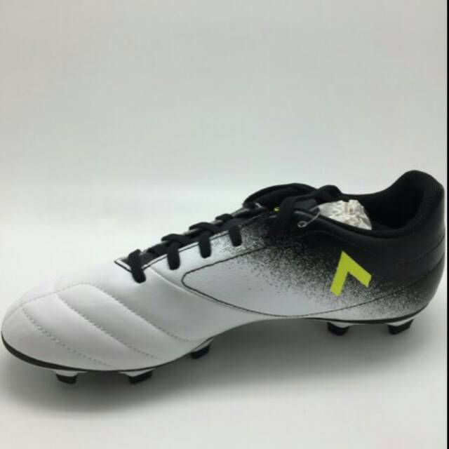 NEW Sepatu bola adidas Ace 17.4 FXG putih hitam new 2017 original 100%