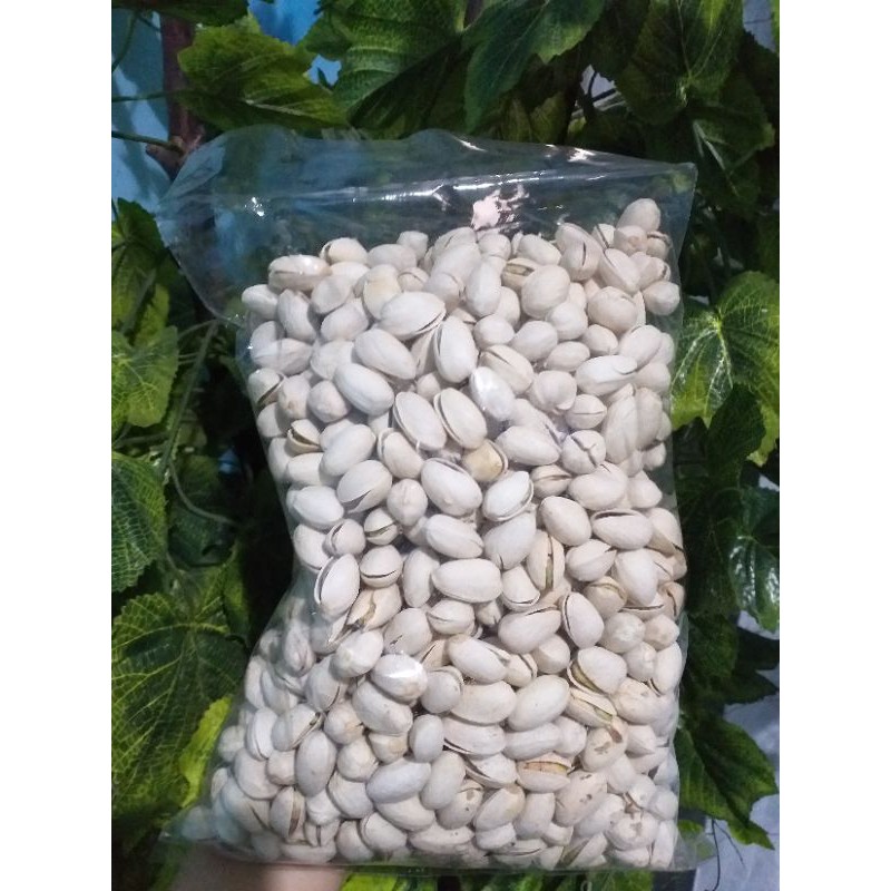 

Kacang Pistachio 1kg