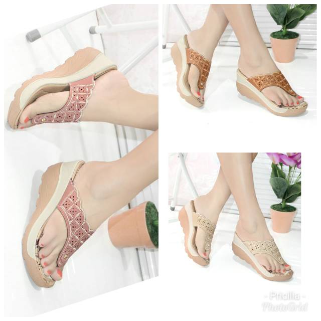 Sendal Wanita Wedges Laser Motif Bordiran Batik MULAN 1942