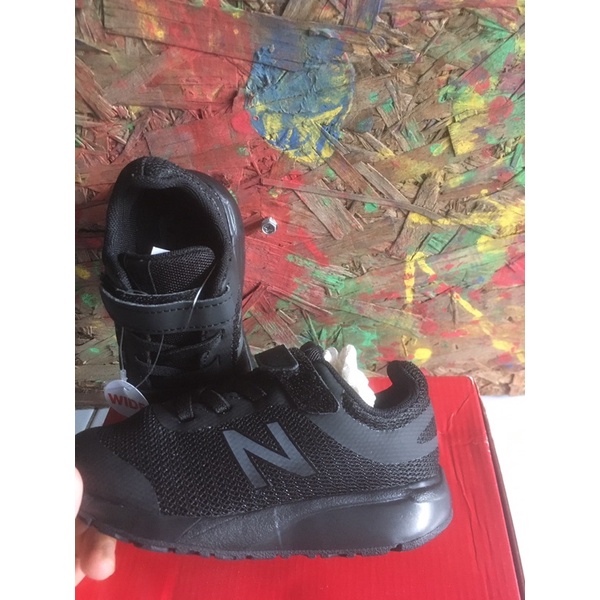 sepatu anak New balance