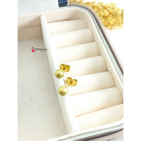 Anting Tusuk Ukir Pasir Gold Titanium N27112107