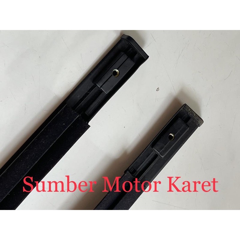 Karet Pelipit Tengah Luar Isuzu Panther Touring/Panther Kapsul Short