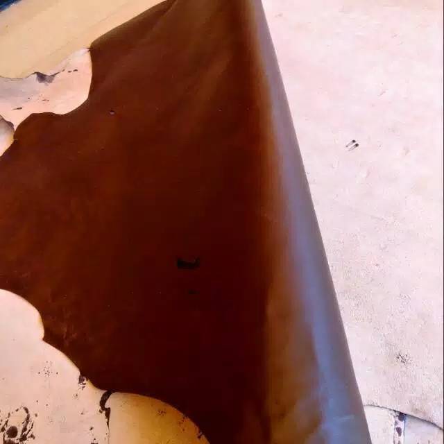 Kulit sapi nabati sudah sudah diwarnai 10 feet