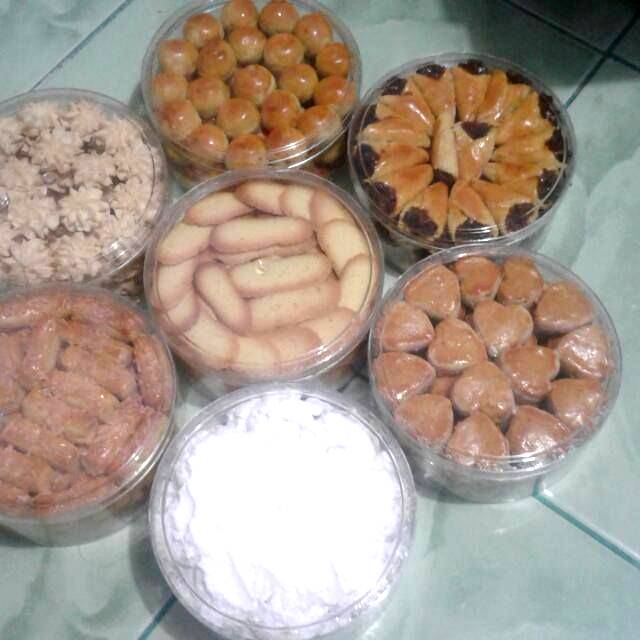 

Kue Kacang