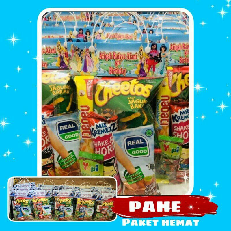 

Bingkisan ulang tahun pakai Label handbag nama /paket ultah snack