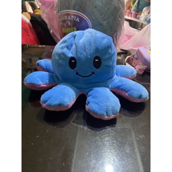 boneka gurita bolak balik