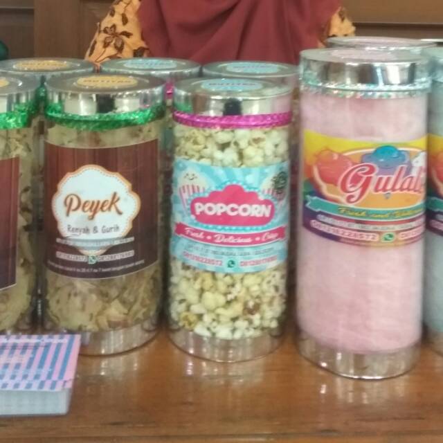 

Pop corn ,gulali dan peyek